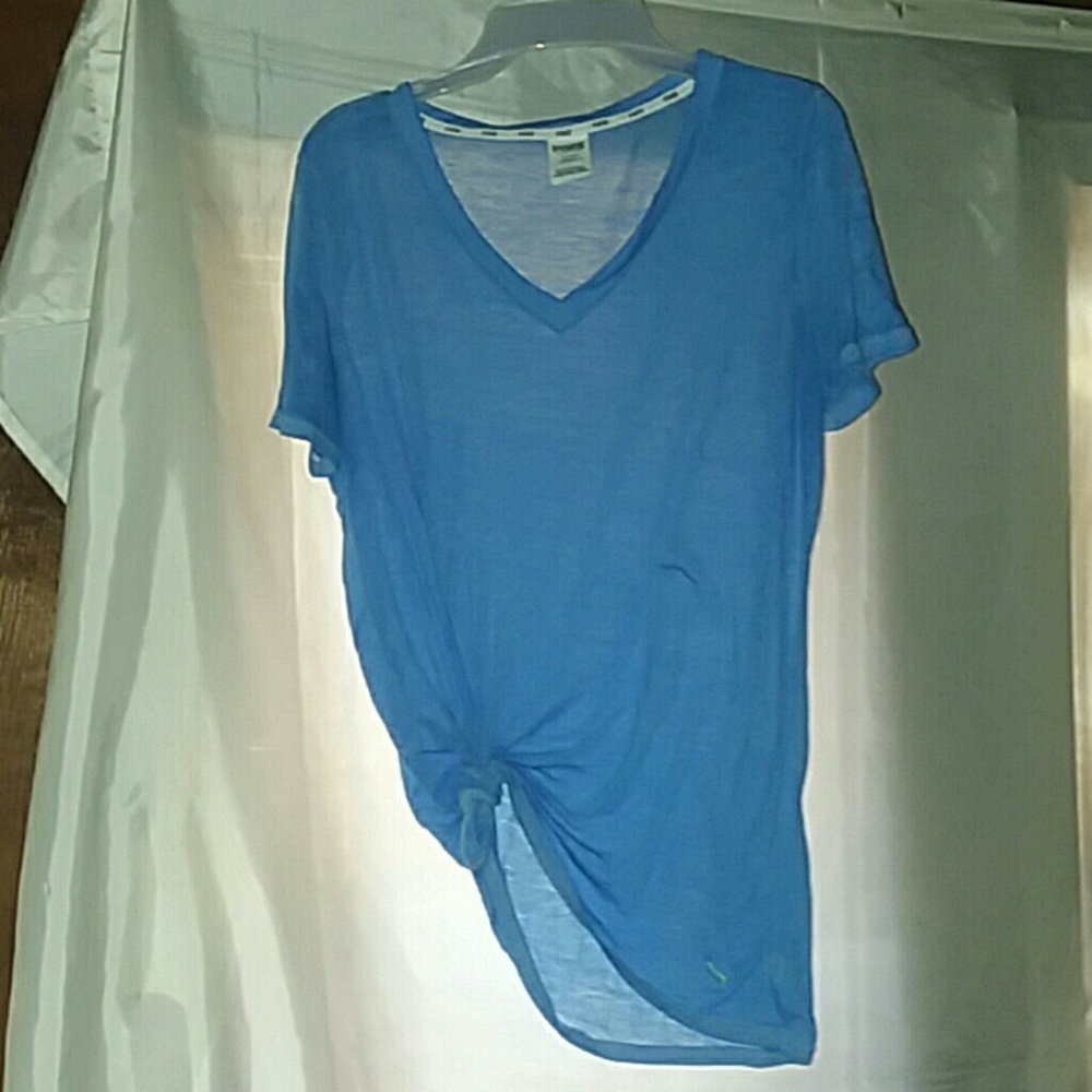 Victoria's Secret Pink knotted t-shirt